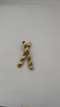 Load image into Gallery viewer, Matrix Spiral Chicken Stick
