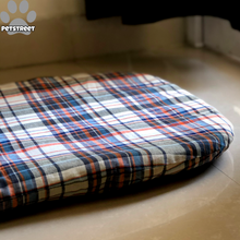 Load image into Gallery viewer, Checkered Mattress
